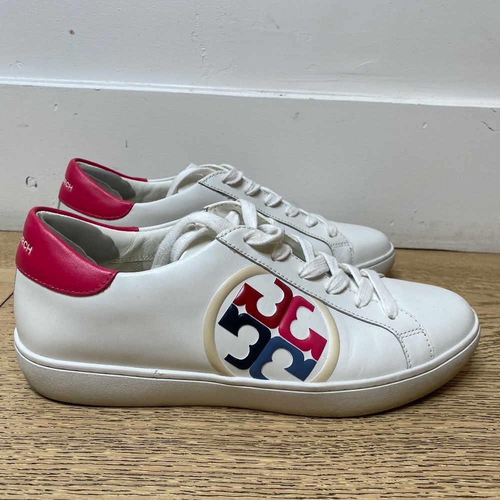 Tory Burch Sneakers in color white (Size 8W)